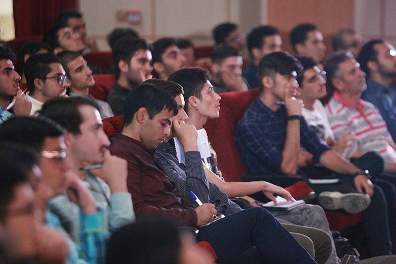 تصویر 16 گالری سال ۱۳۹۸